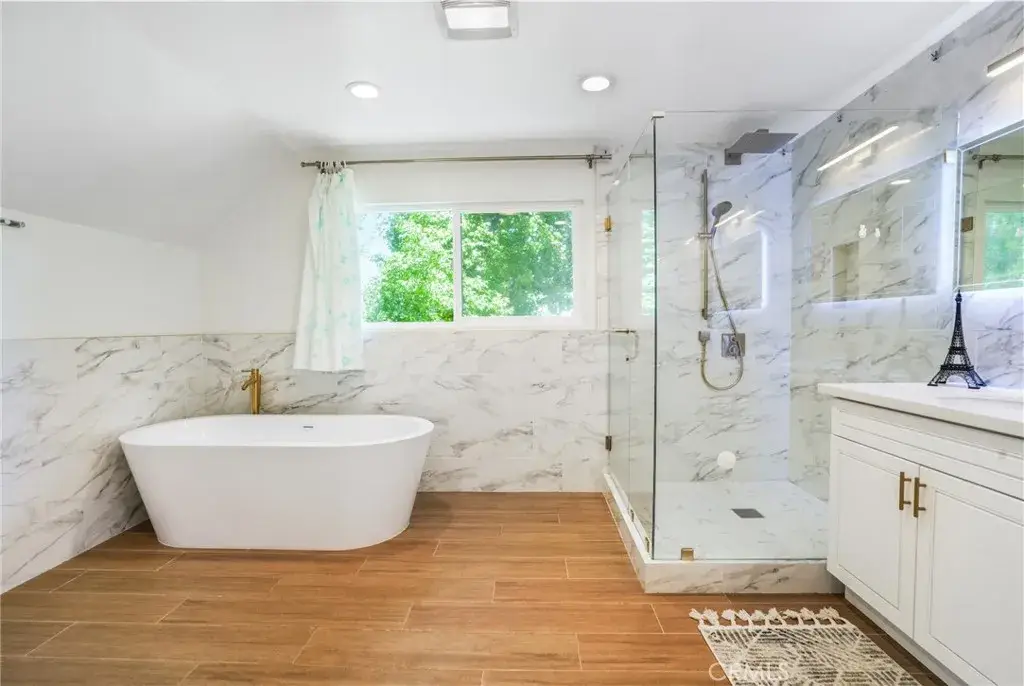 4726 Winnetka Avenue, Woodland Hills, CA 91364 - #1