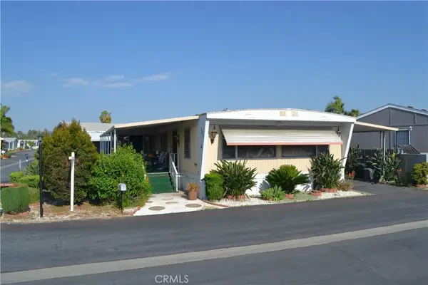 1630 S Barranca #102, Glendora, CA 91740