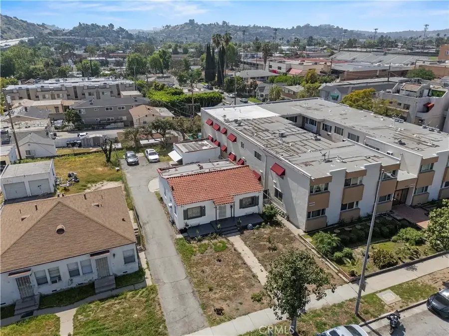 1534 E Broadway, Glendale, CA 91205 - #2