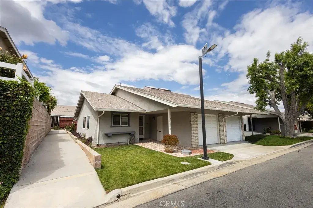 26801 Circle Of The Oaks, Newhall, CA 91321 - #1