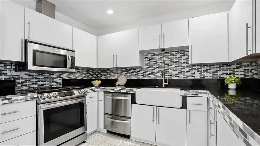 25651 Ramada, Valencia, CA 91355 - #3