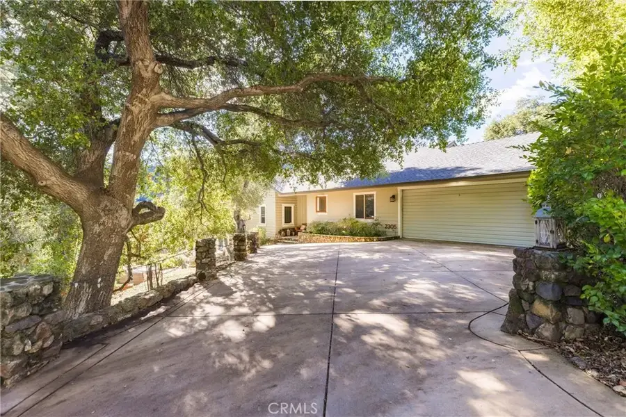 2305 Sugarloaf Drive, Agoura Hills, CA 91301 - #2