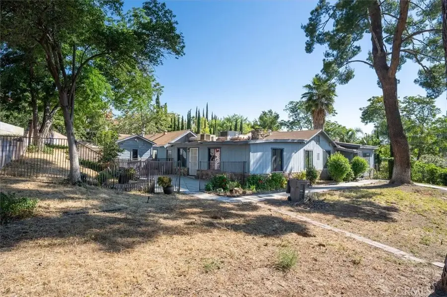 28717 Bouquet Canyon, Saugus, CA 91390 - #3