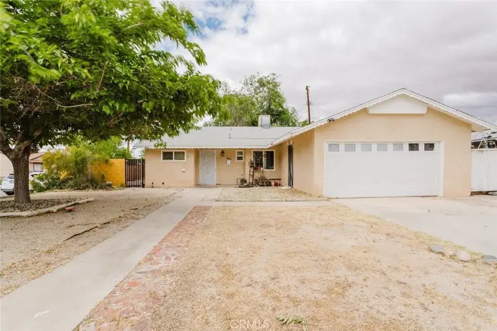 45303 6th Street East, Lancaster, CA 93535 - #1