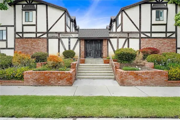 20737 Roscoe Boulevard #203, Winnetka, CA 91306