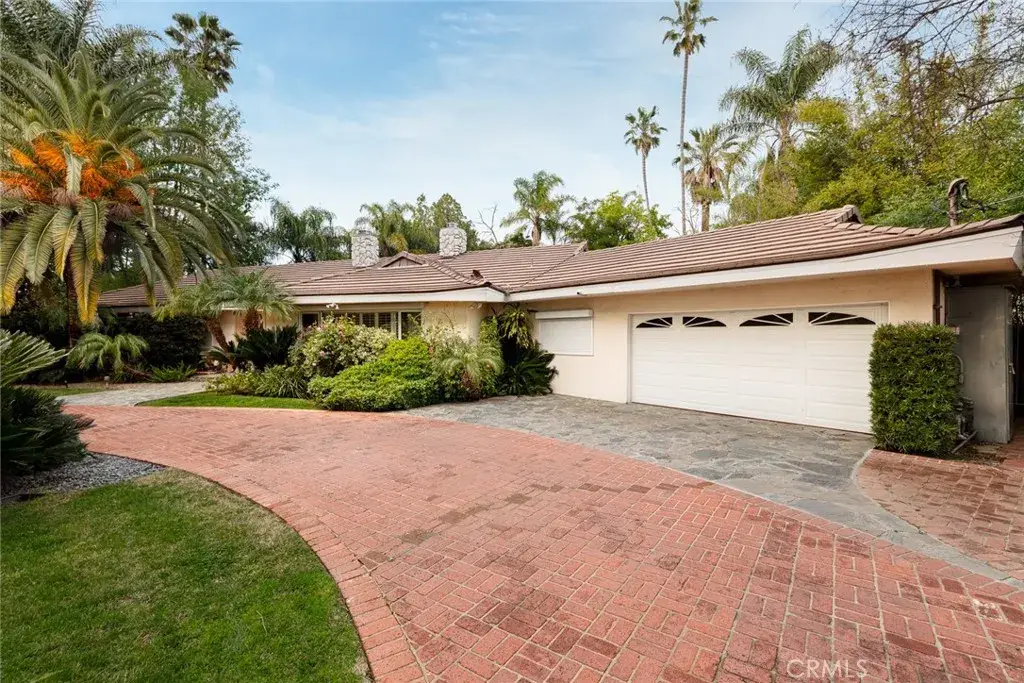 22723 Erwin, Woodland Hills, CA 91367 - #1