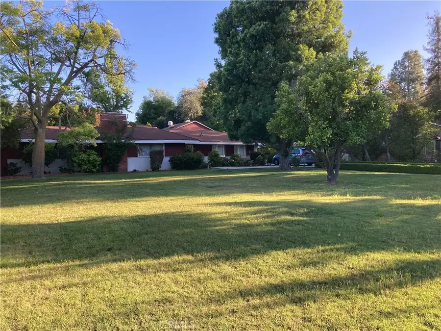 23540 Collins, Woodland Hills, CA 91367 - #2