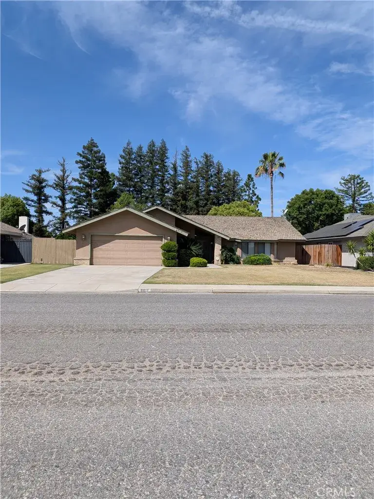 8817 Sierra Oak, Bakersfield, CA 93311 - #1