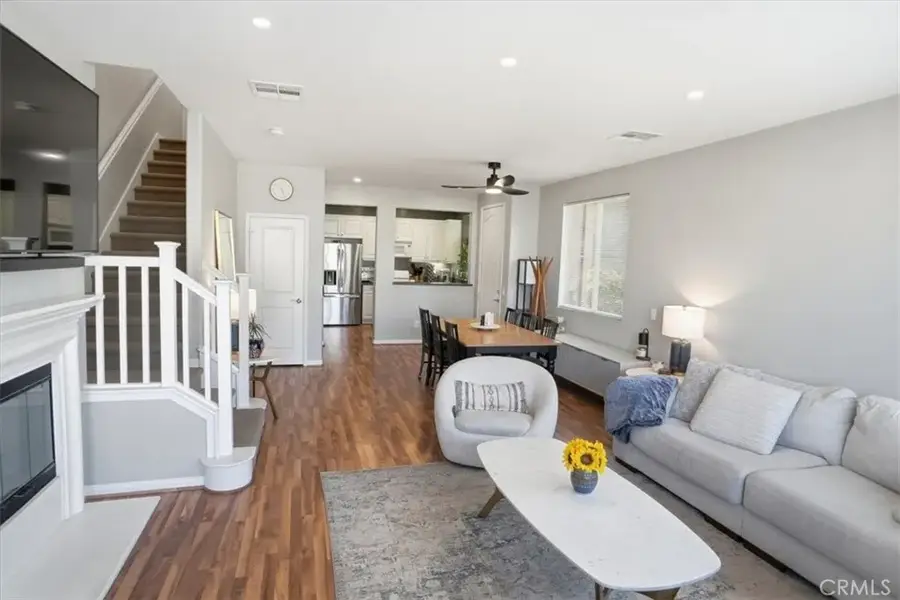 28475 Santa Rosa, Saugus, CA 91350 - #3