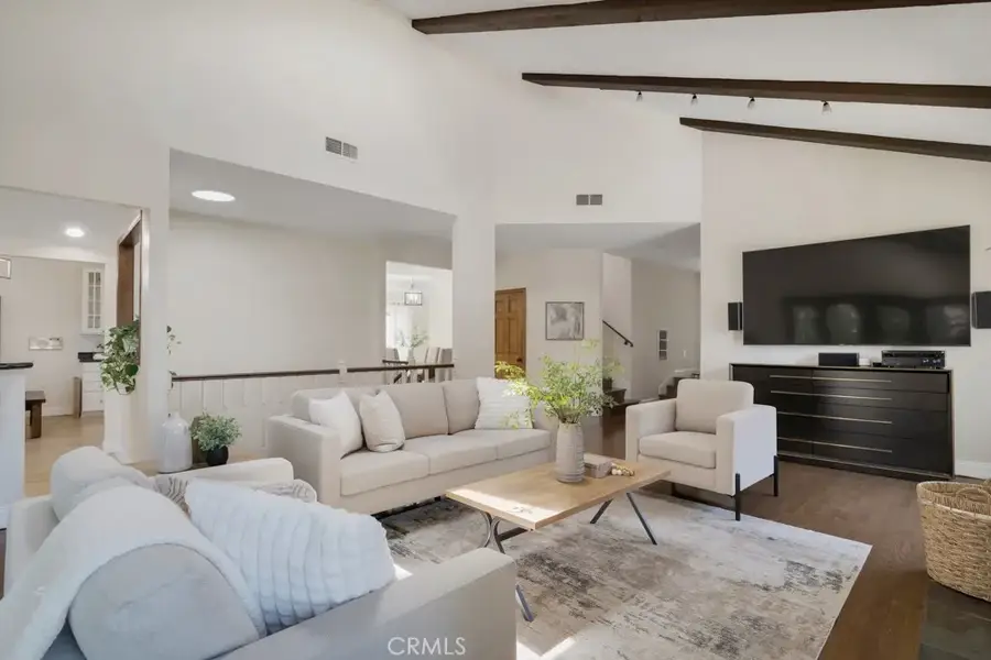 4212 Alhama, Woodland Hills, CA 91364 - #2