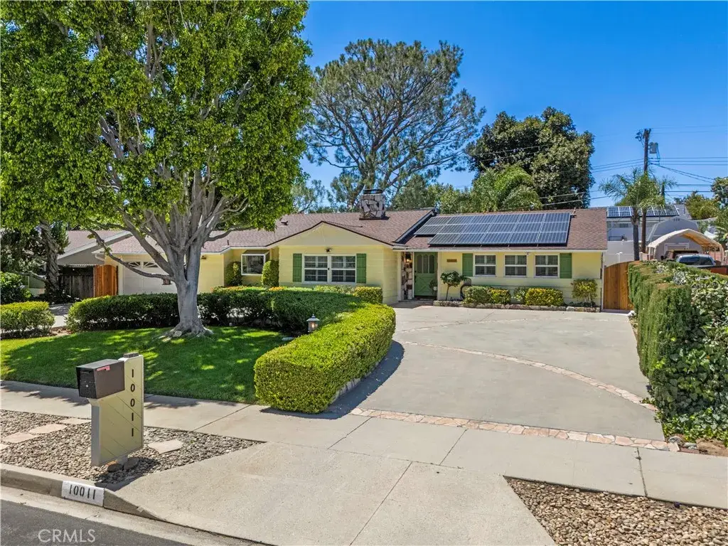 10011 Genesta Avenue, Northridge, CA 91325 - #1