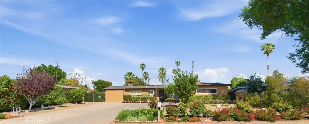 8546 Comanche, Winnetka, CA 91306 - #1
