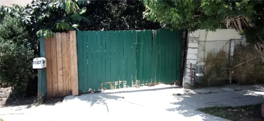 1127 N Commonwealth Avenue, Los Angeles, CA 90029 - #2