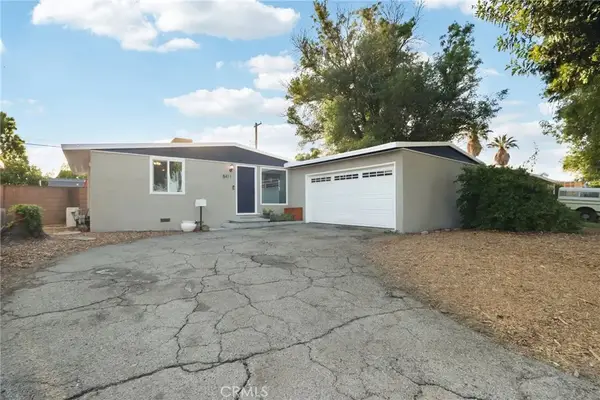 8411 Mammoth Avenue, Panorama City, CA 91402