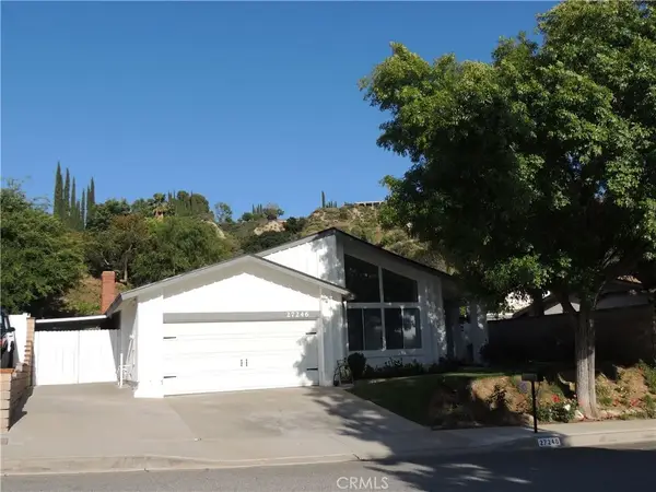 27246 Via Marcia, Saugus, CA 91350