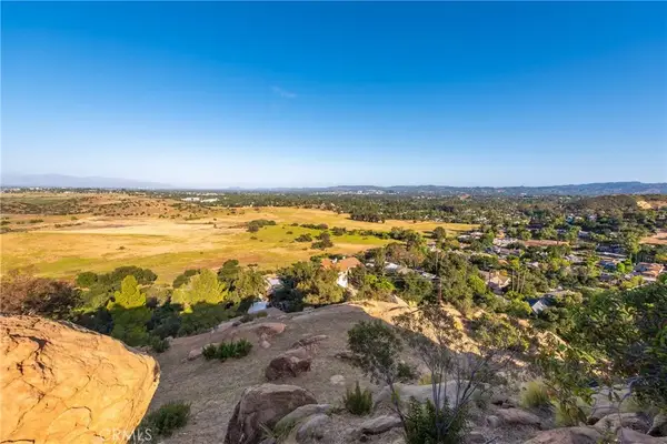 8740 Azul, West Hills, CA 91304