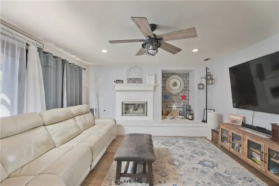 26360 Teal Court, Canyon Country, CA 91387 - #3