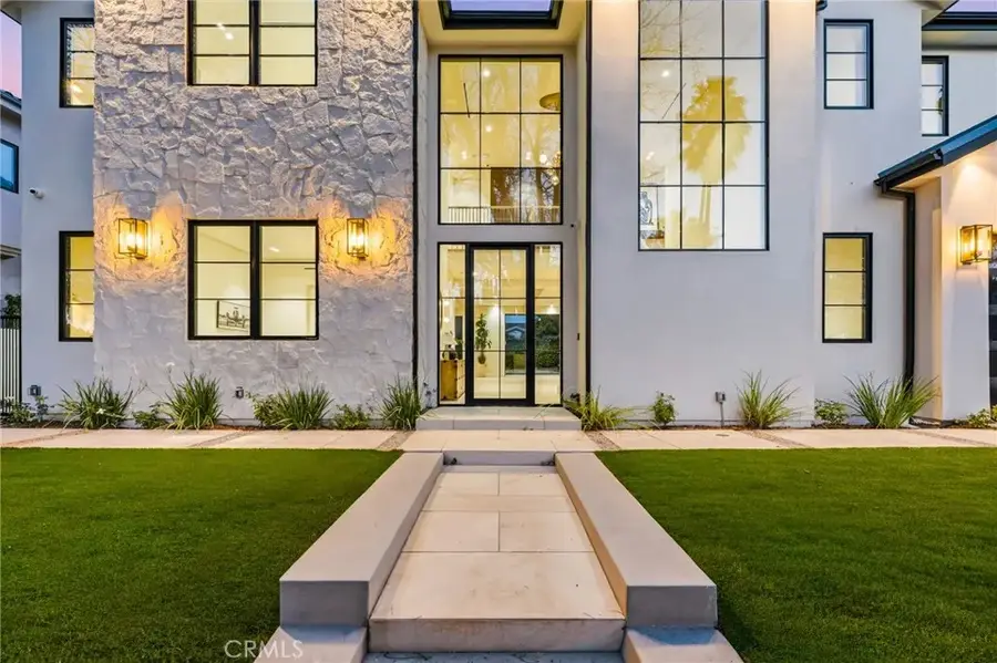 4900 Valjean, Encino, CA 91436 - #3