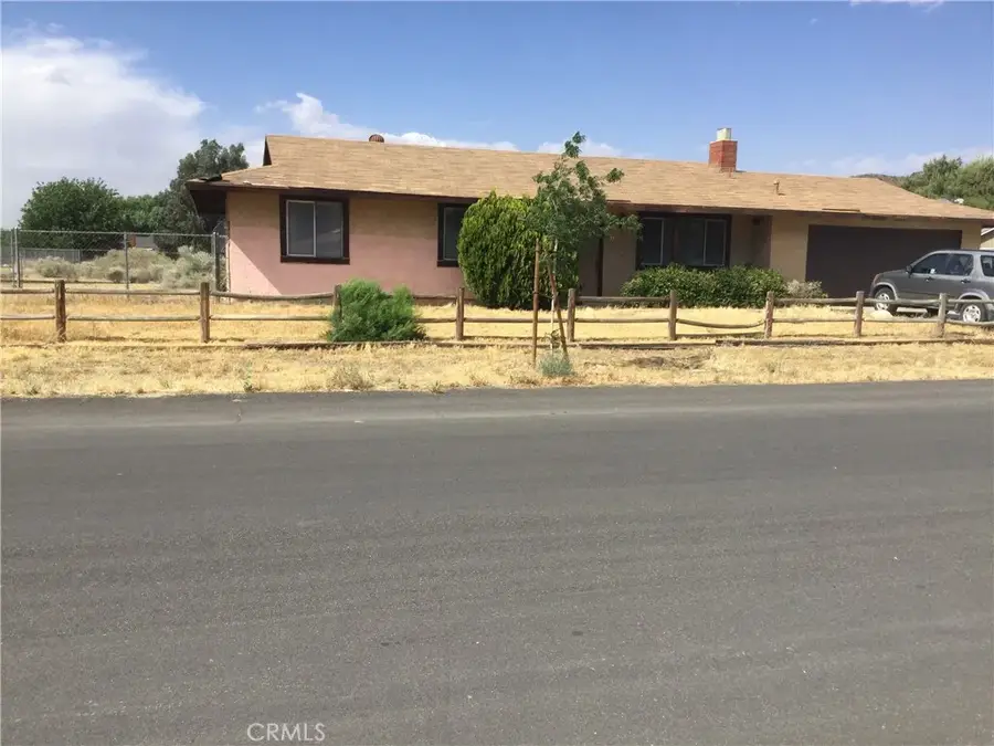 Address Withheld By Seller, Lake Los Angeles, CA 93591 - #2