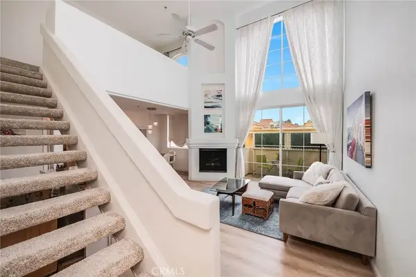 7037 La Tijera #E201, Los Angeles, CA 90045
