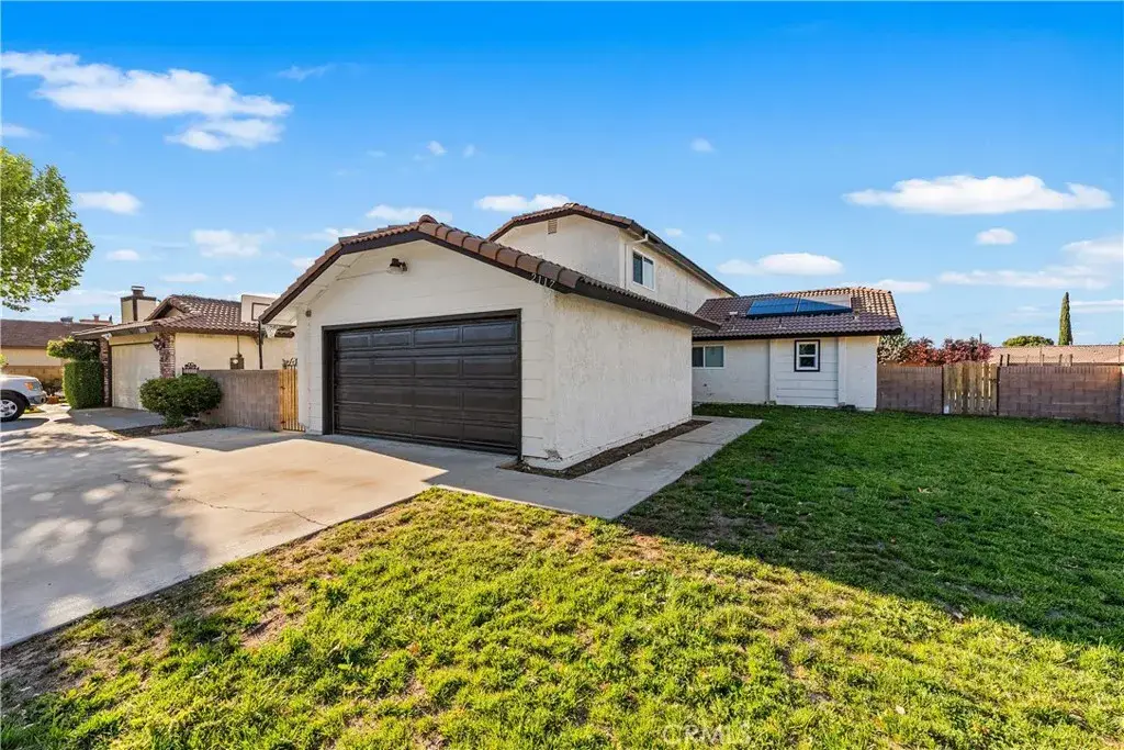 2117 W Avenue K15, Lancaster, CA 93536 - #1