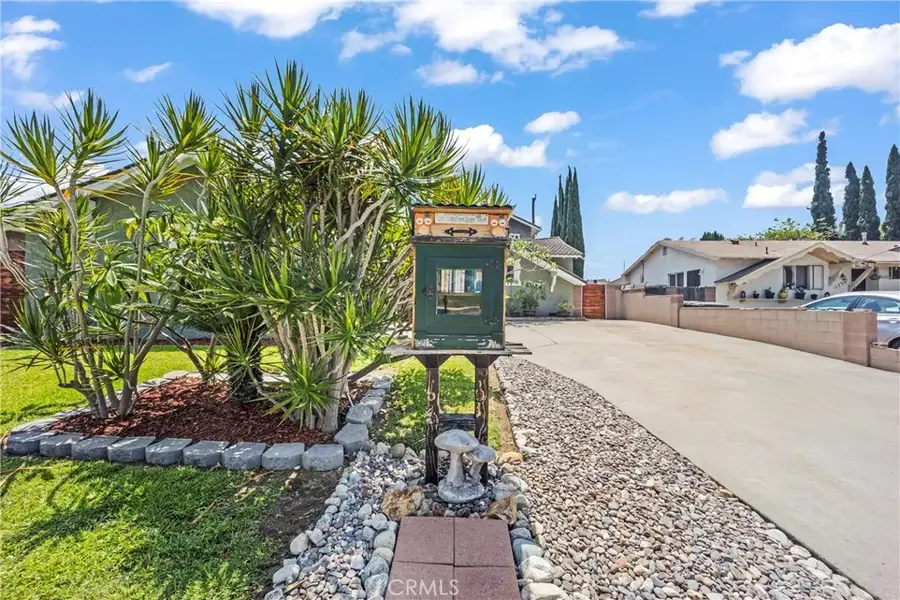 11724 Hollyview, La Mirada, CA 90638 - #2