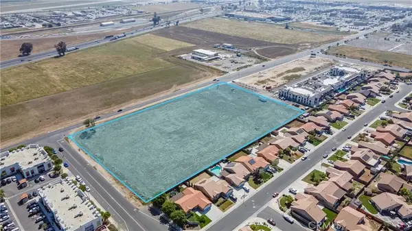 555 Dover, Delano, CA 93215