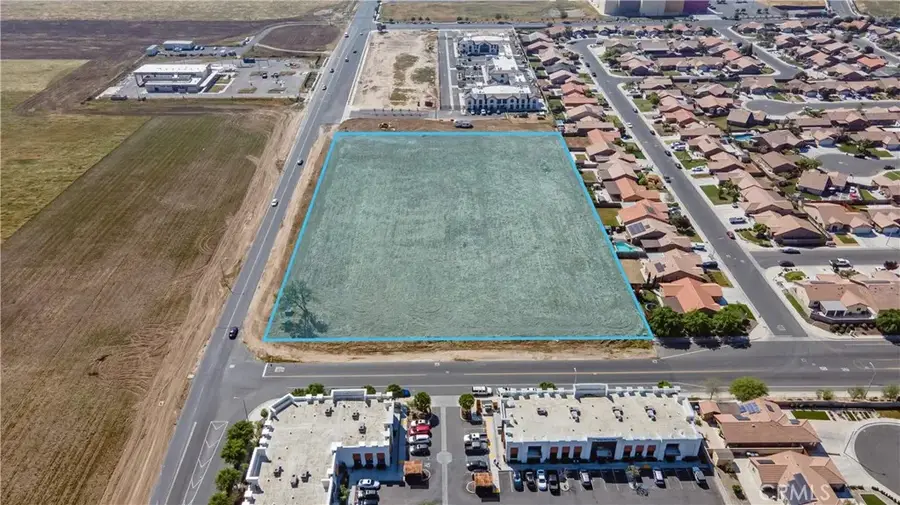 555 Dover, Delano, CA 93215 - #2