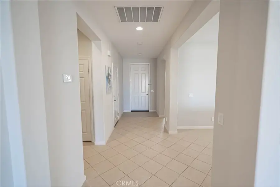 20311 Amorette Court, Saugus, CA 91350 - #3