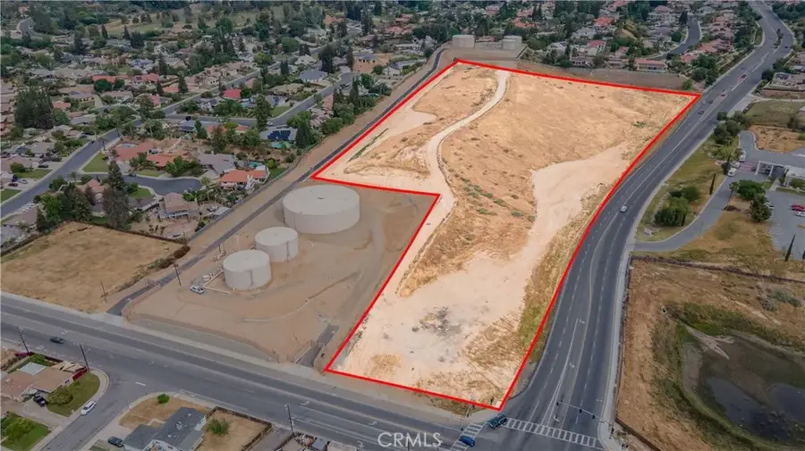 3000 Fairfax, Bakersfield, CA 93306 - #2