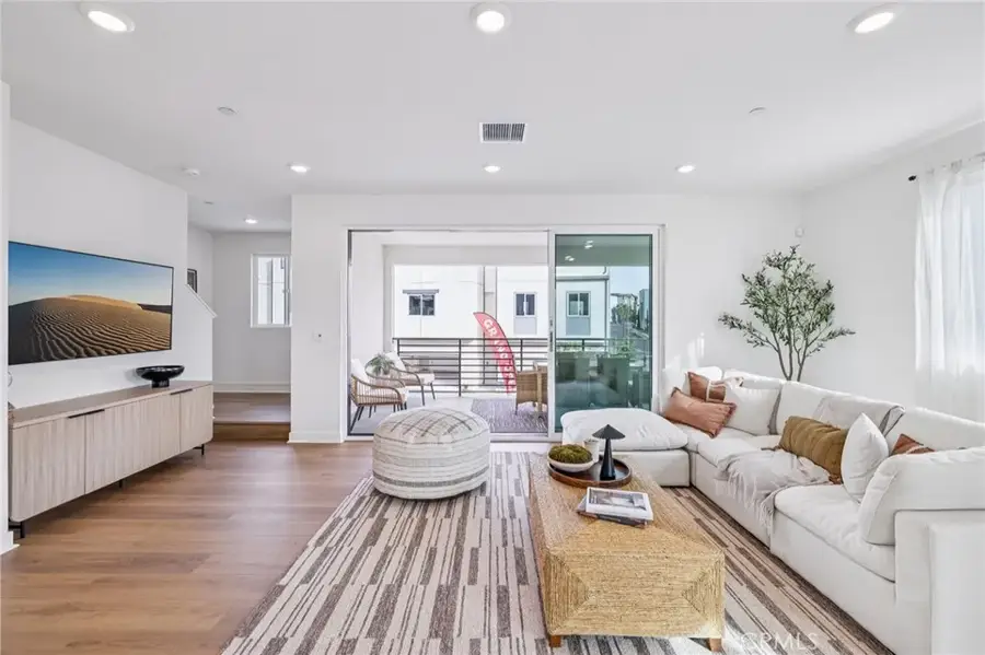 1679 Constellation Drive, San Pedro, CA 90731 - #3