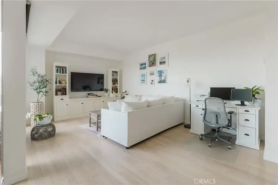 7250 Franklin Avenue #1008, Los Angeles, CA 90046 - #2