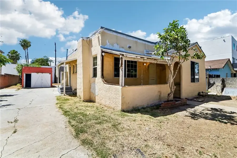 7315 Woodley, Van Nuys, CA 91406 - #2