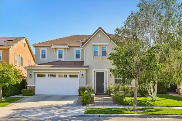 22462 Plantation Court, Saugus, CA 91350