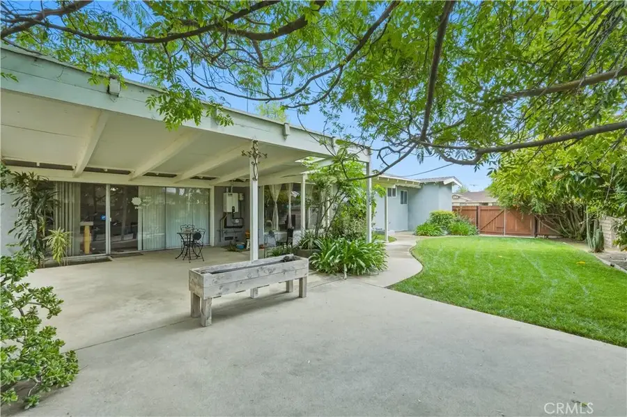 10153 Debra Avenue, North Hills, CA 91343 - #2