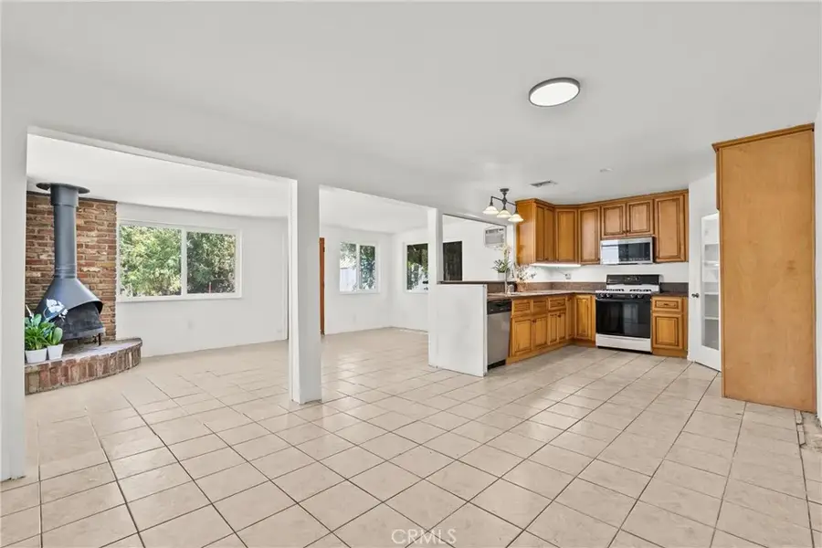 21124 Rosedell, Saugus, CA 91350 - #3