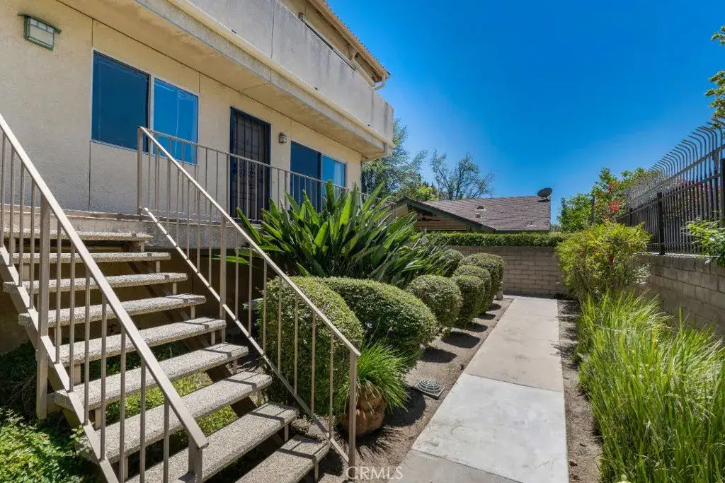 10215 Variel Avenue #14, Chatsworth, CA 91311 - #1