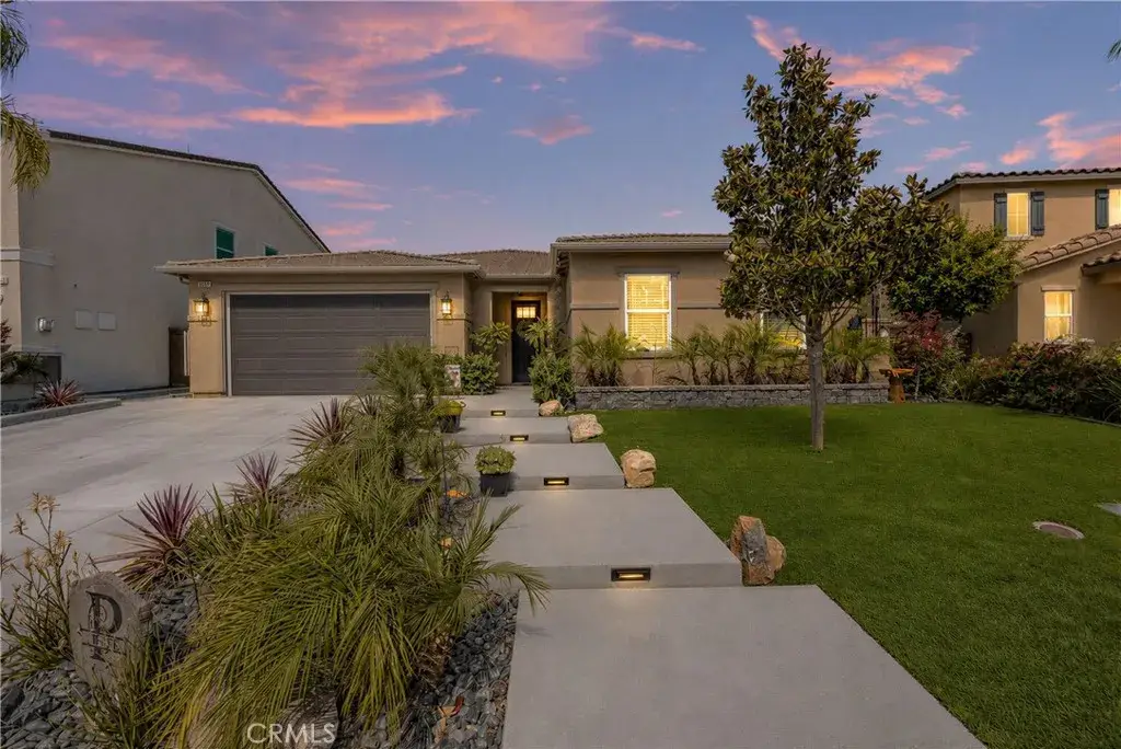 34512 Burnt Pine Rd, Murrieta, CA 92563 - #1