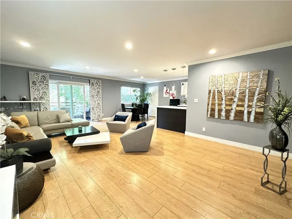 6720 Hillpark Drive #204, Los Angeles, CA 90068 - #1