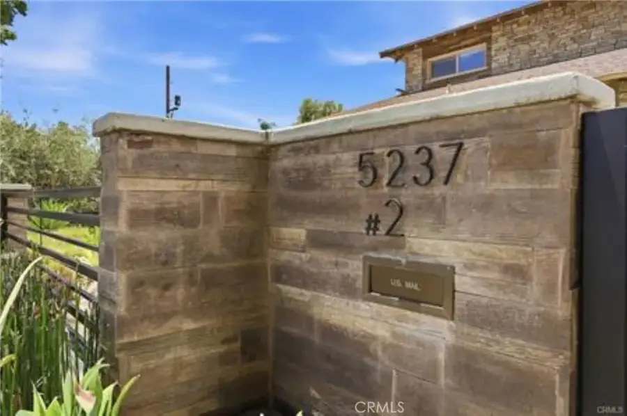 5237 Topanga Canyon, Woodland Hills, CA 91364 - #3