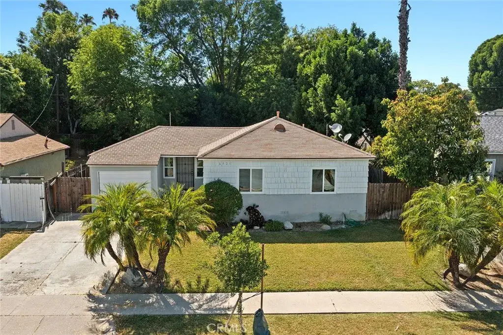 6421 Bertrand, Reseda, CA 91335 - #1