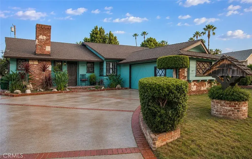 20944 Elkwood Street, Canoga Park, CA 91304 - #1