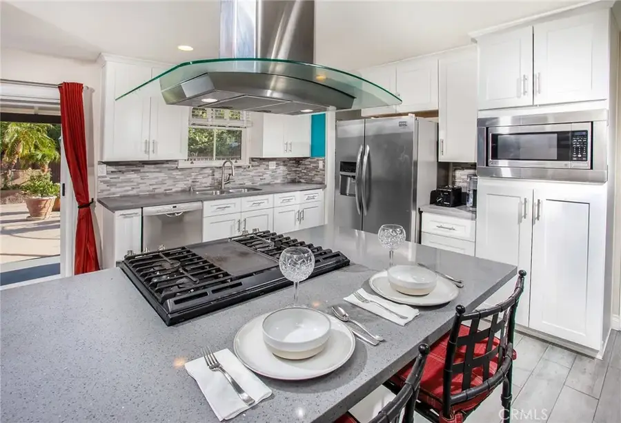 20944 Elkwood Street, Canoga Park, CA 91304 - #3