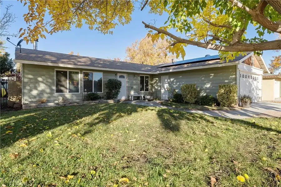 42901 Willow West Court, Lancaster, CA 93536 - #2