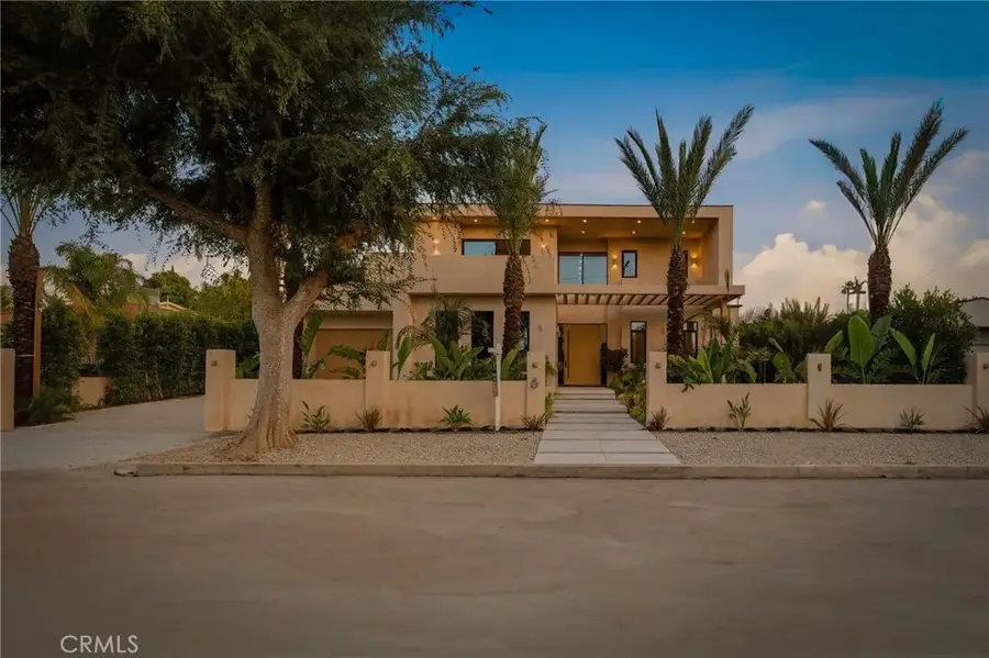 15450 Huston, Sherman Oaks, CA 91403 - #2