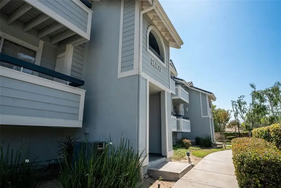 26873 Claudette St. #112, Canyon Country, CA 91351 - #2