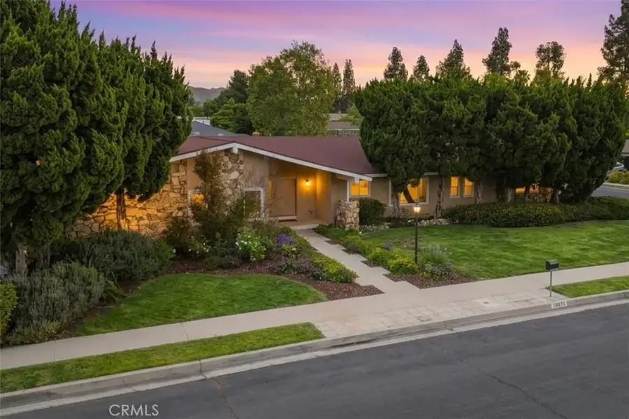18931 Mayall Street, Northridge, CA 91324 - #2