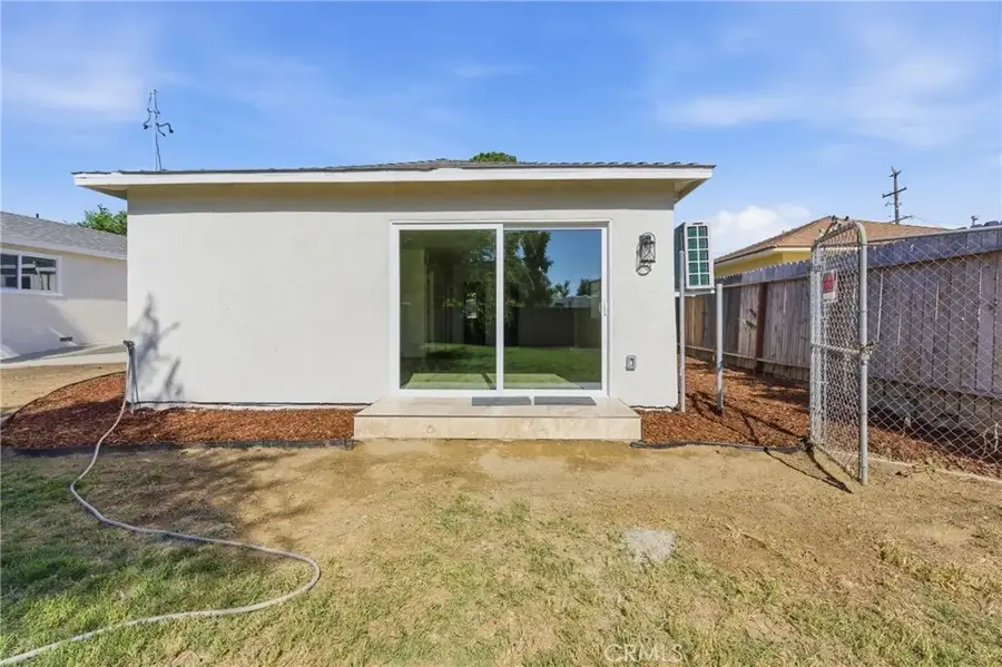 217 Garnsey Avenue, Bakersfield, CA 93309 - #2
