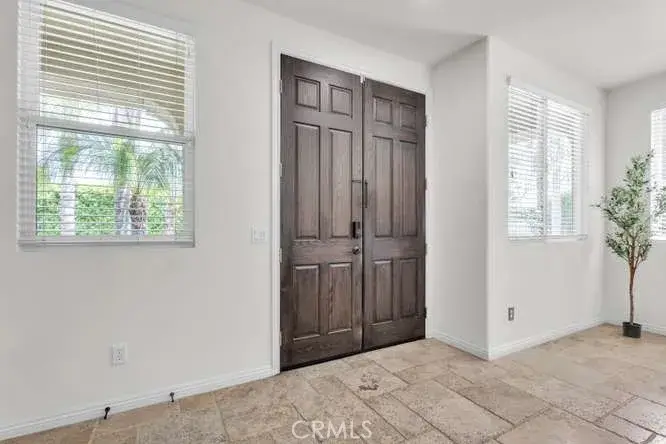 9849 Dreams, San Fernando, CA 91345 - #3
