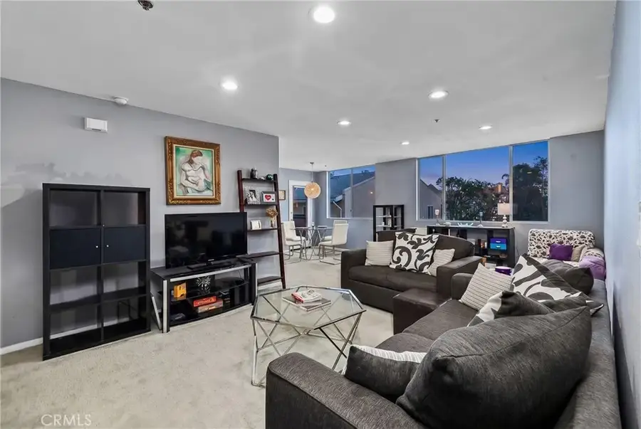 4501 Cedros Avenue #239, Sherman Oaks, CA 91403 - #2